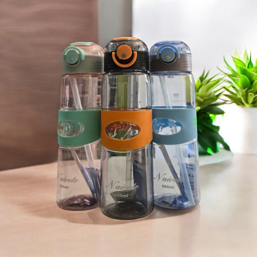 قمقمه دور سیلیکونی نی دار درب قفلی 680 میلی لیتر