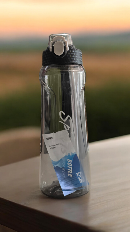 قمقمه نی دار درب قفلی 750 میلی لیتر مشکی