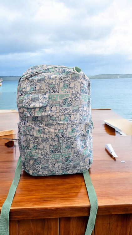 کوله پشتی مدرسه 1004