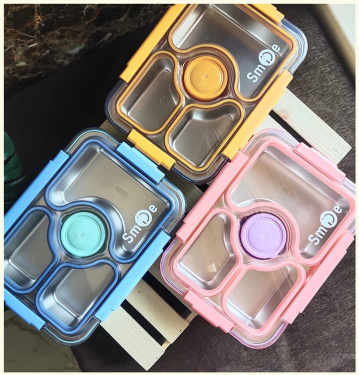 ظرف غذا و لانچ باکس استیل تفکیکی 3 بخشی 900 میلی لیتر همراه پیاله