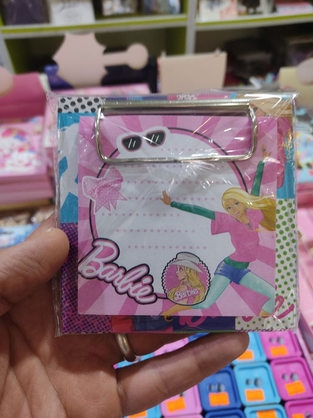 نوت استیک طرح دار باربی تخته شاسی دار