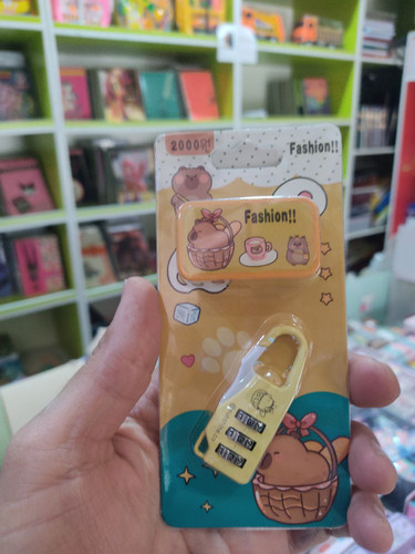 قفل رمز دار