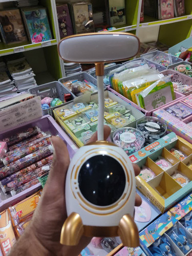 چراغ مطالعه سفینه فضایی