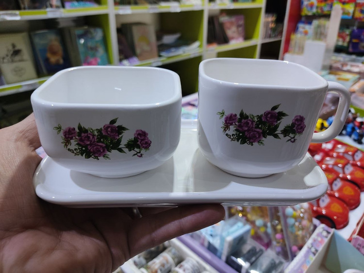 ست فنجان و قندان سرامیکی گل سرخی