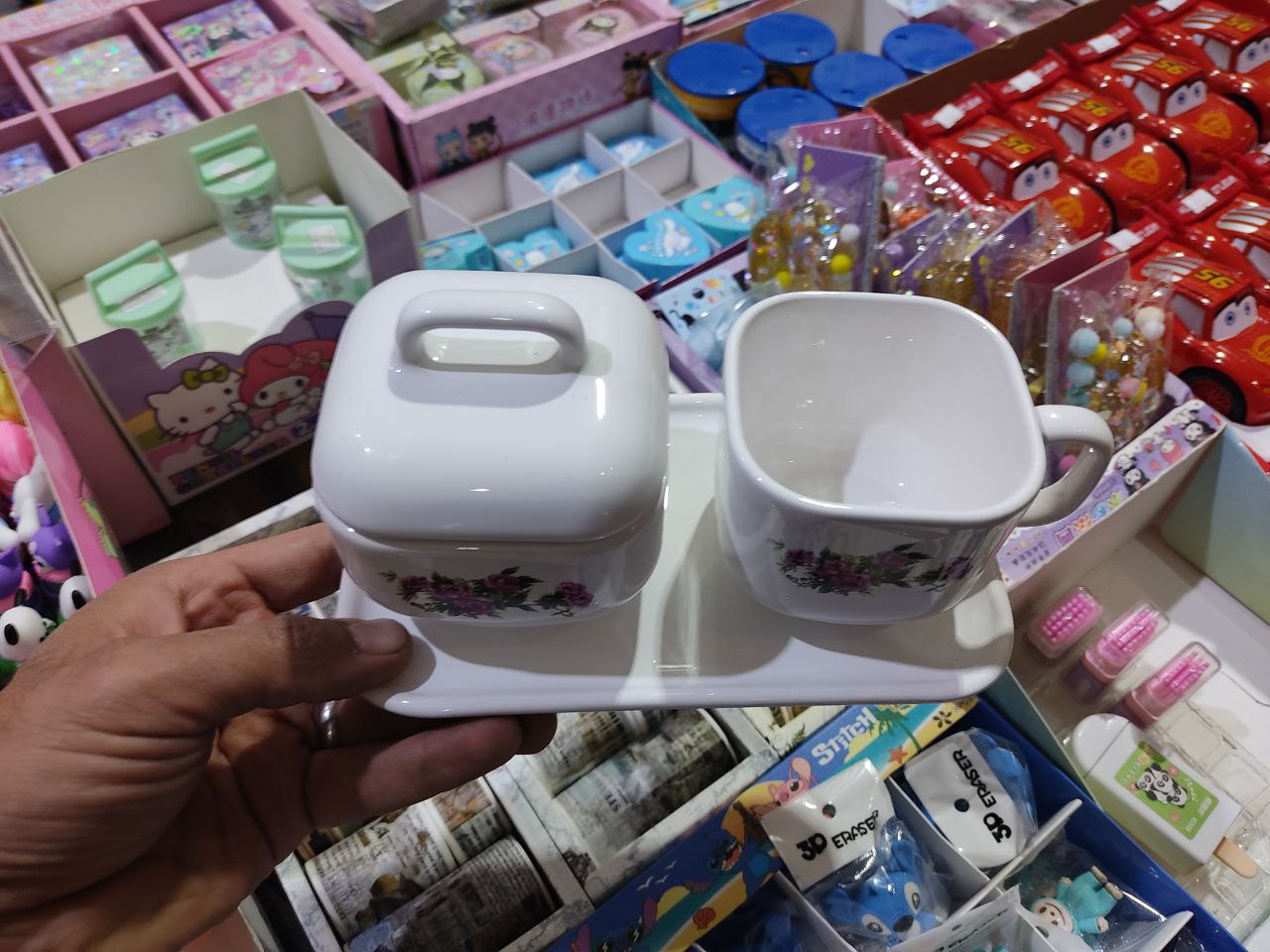 ست فنجان و قندان سرامیکی گل سرخی