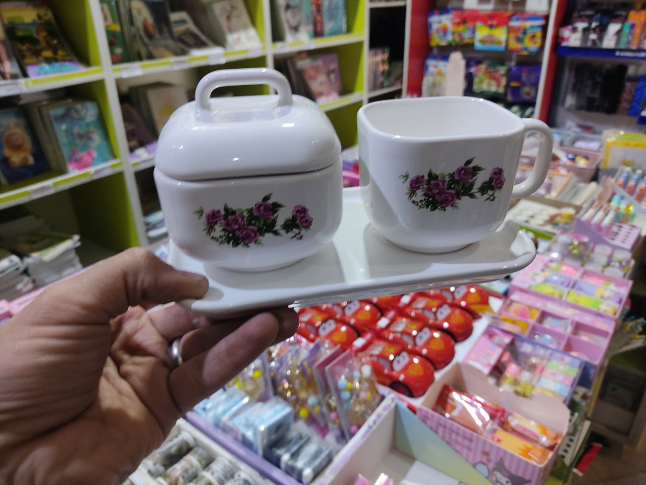 ست فنجان و قندان سرامیکی گل سرخی